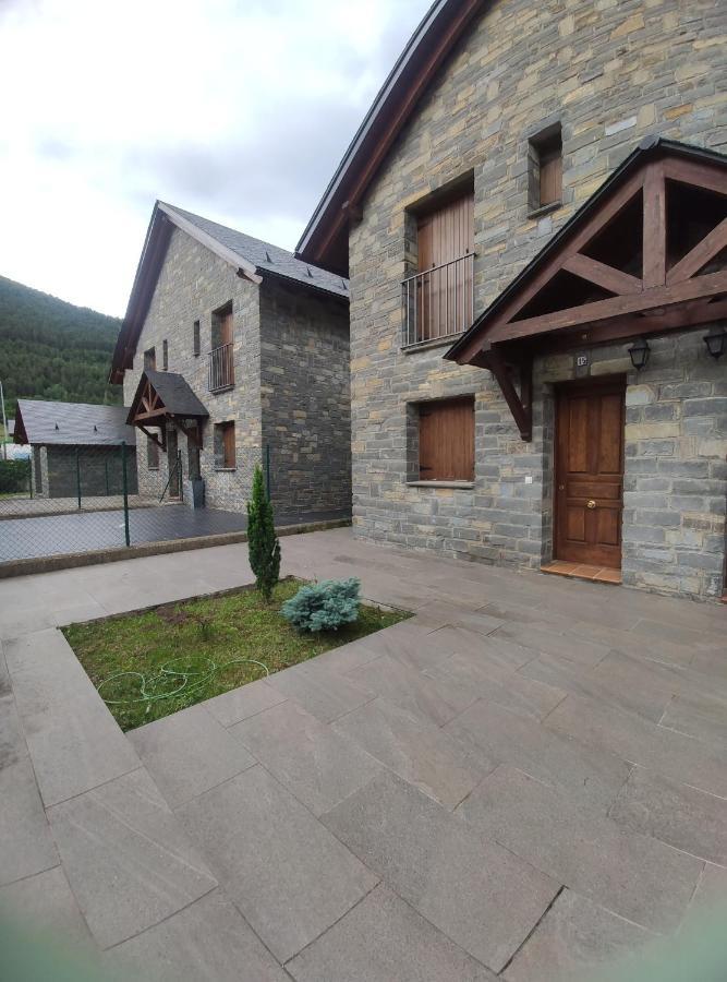 Casa Rayera Villa Villanúa Екстериор снимка